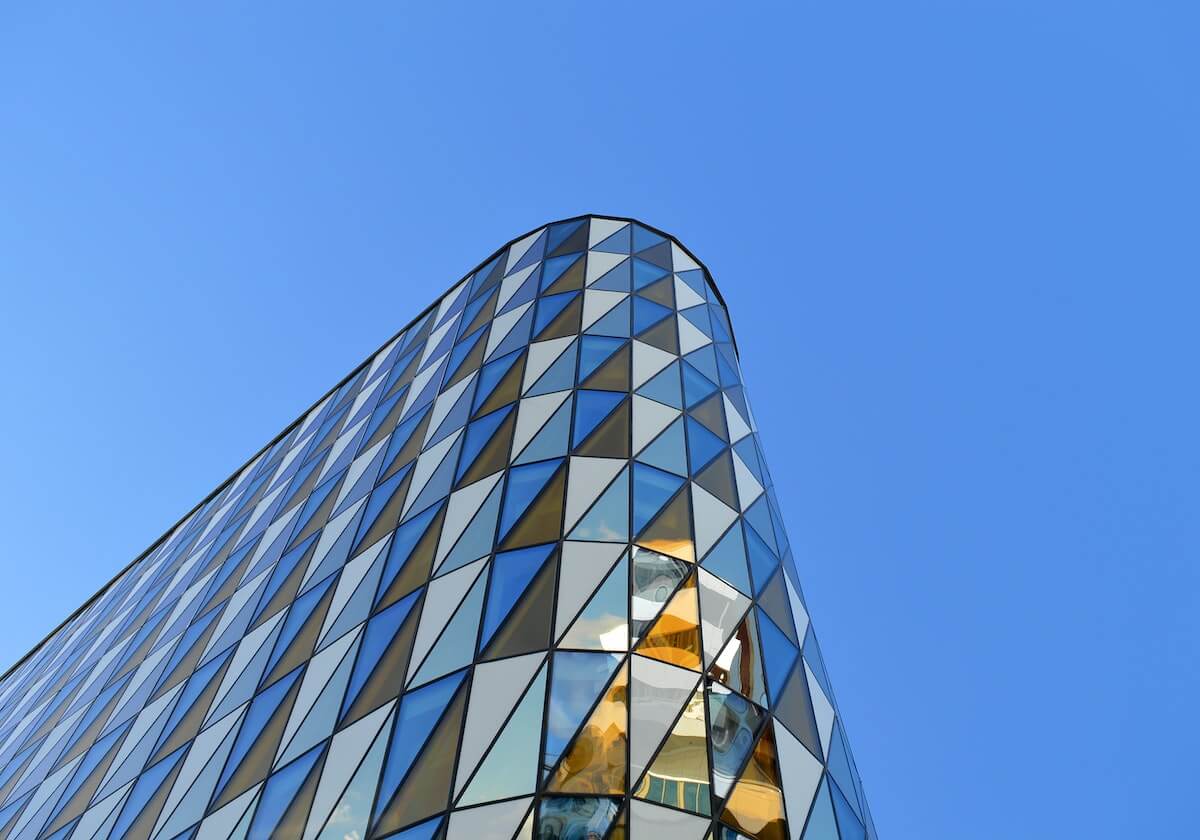 官方网站的力量与信赖：让用户从第一眼就愿意停留