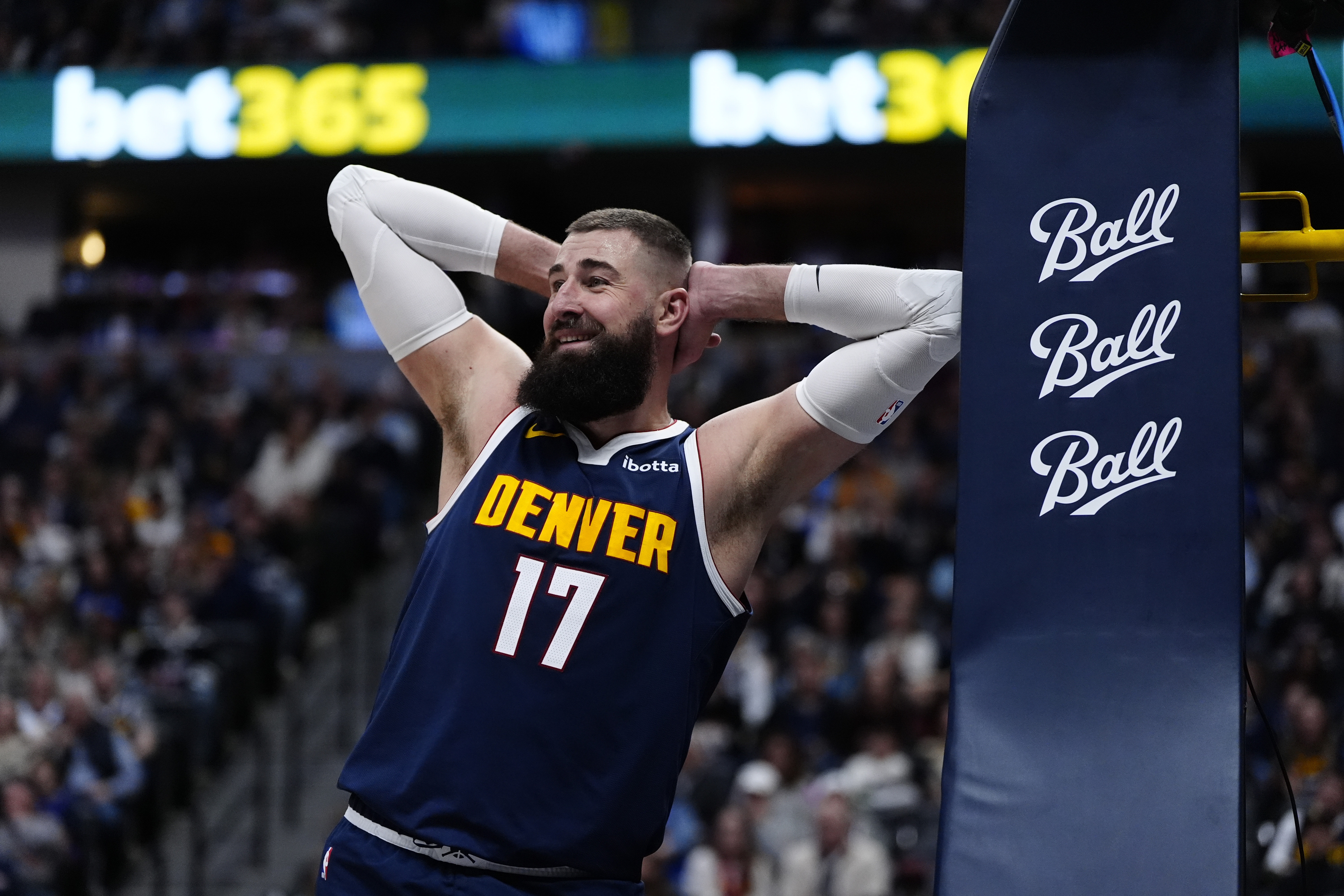 开云登录入口-明天掘金客战奇才 瓦兰升级为出战成疑 穆雷&戈登&哈达威大概率打